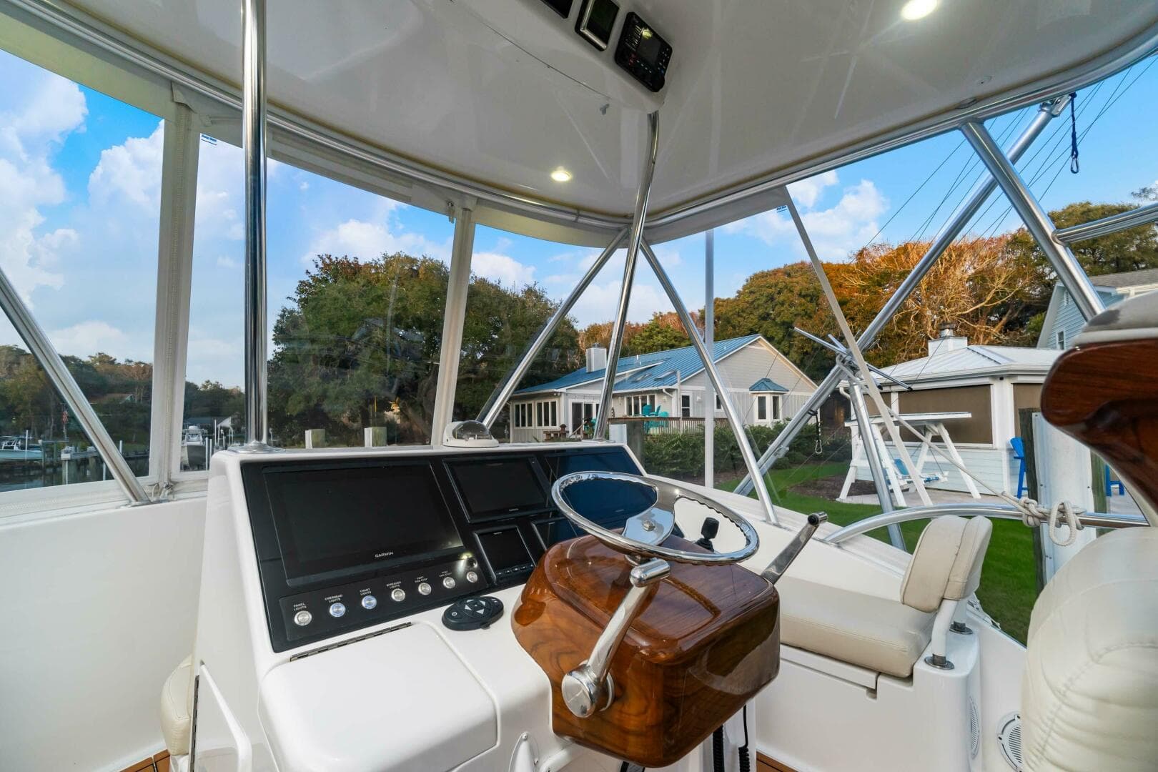 2021 Viking 38 Billfish