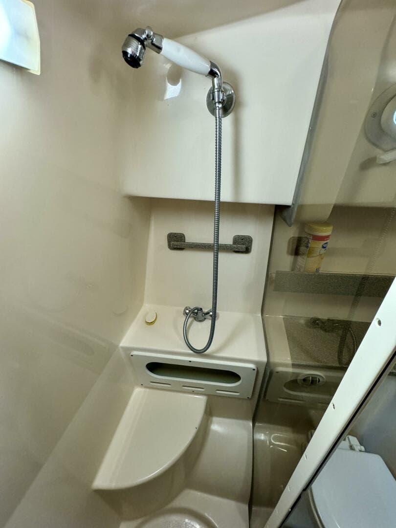 2004 Rinker 342 Fiesta Vee