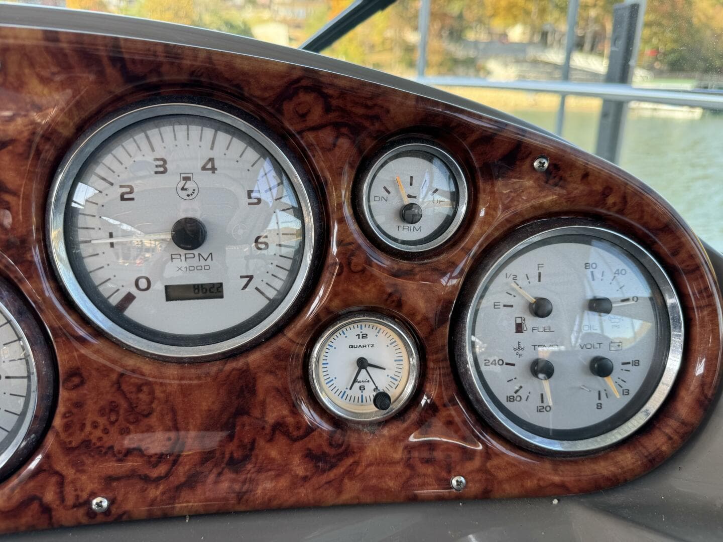 2004 Rinker 342 Fiesta Vee