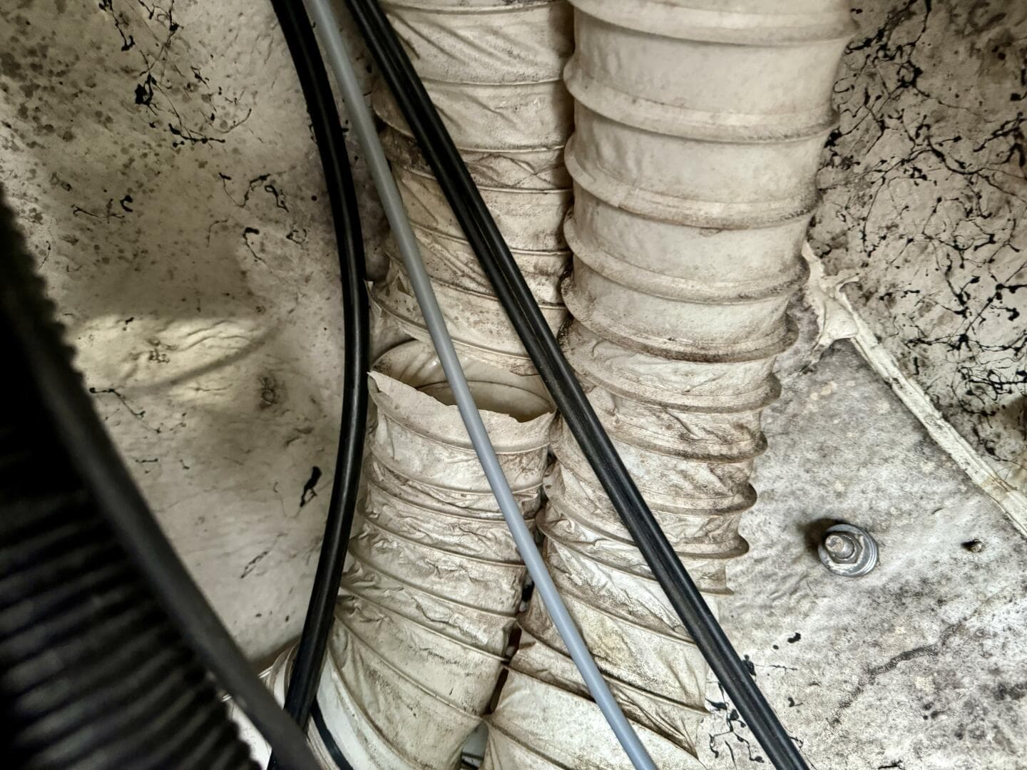 2004 Rinker 342 Fiesta Vee