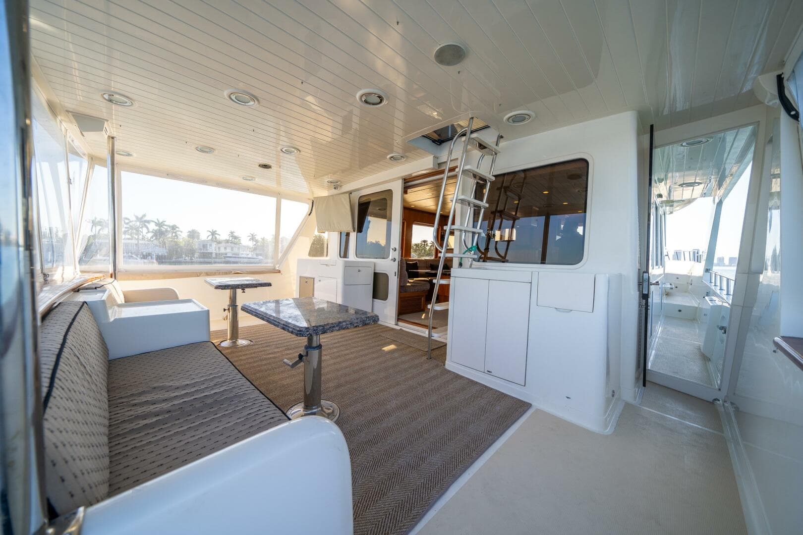 2006 Offshore Yachts 72 Pilothouse