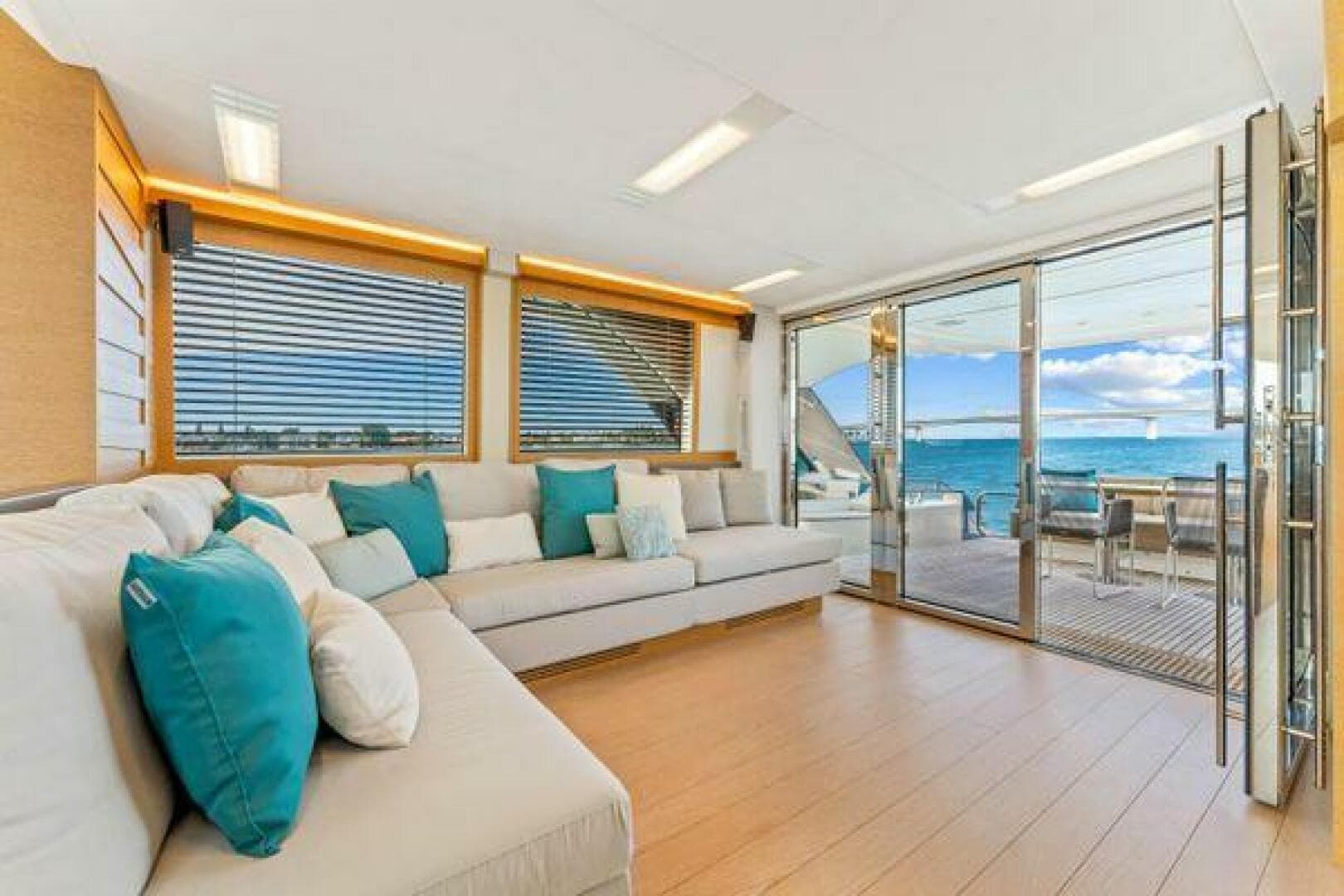 2018 Monte Carlo Yachts MCY 70