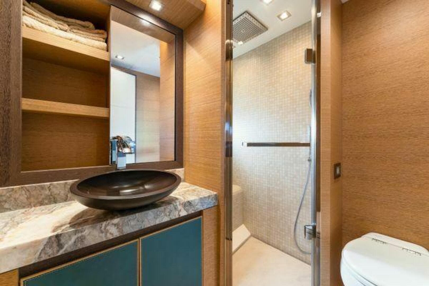 2018 Monte Carlo Yachts MCY 70