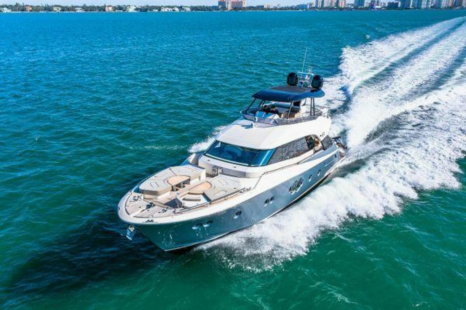 2018 Monte Carlo Yachts MCY 70