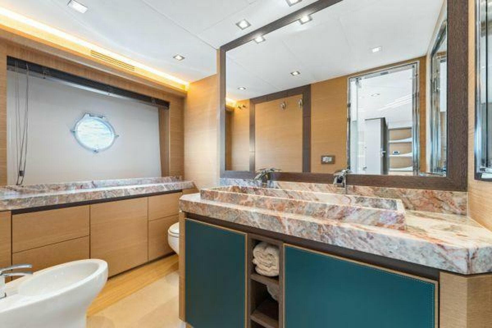 2018 Monte Carlo Yachts MCY 70