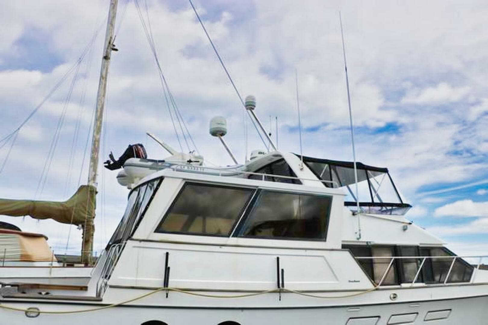 1988 Ocean Alexander Cockpit Motor Yacht 54