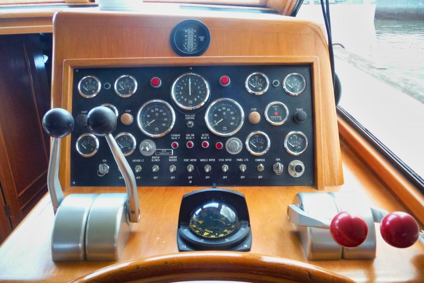 1988 Ocean Alexander Cockpit Motor Yacht 54