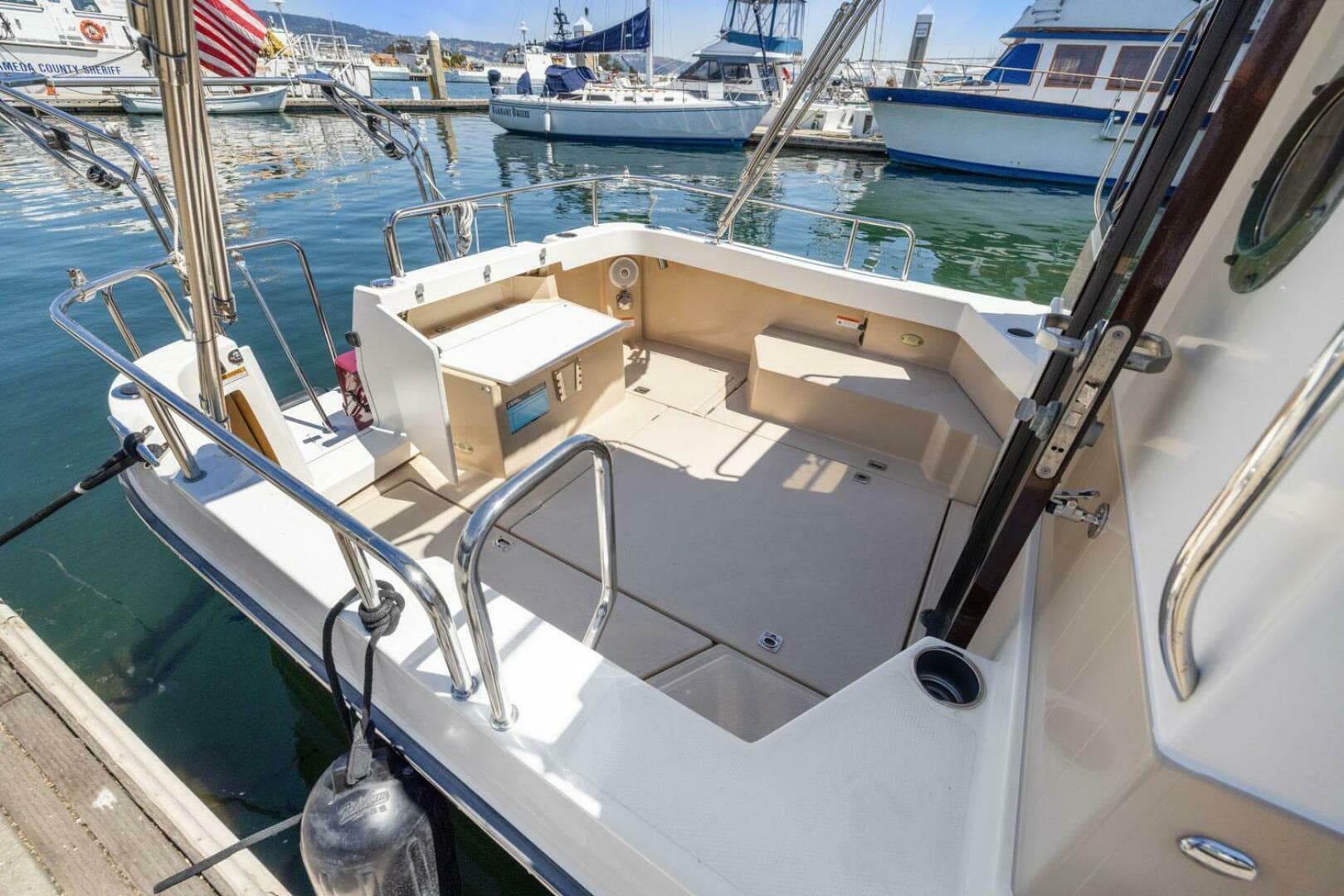 2014 Ranger Tugs R-27