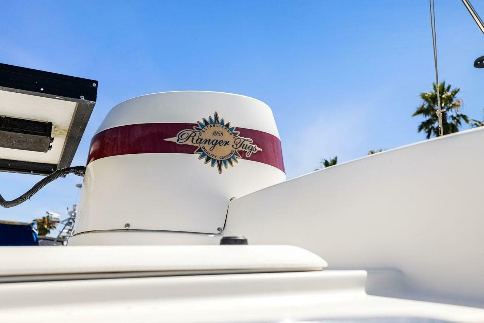 2014 Ranger Tugs R-27