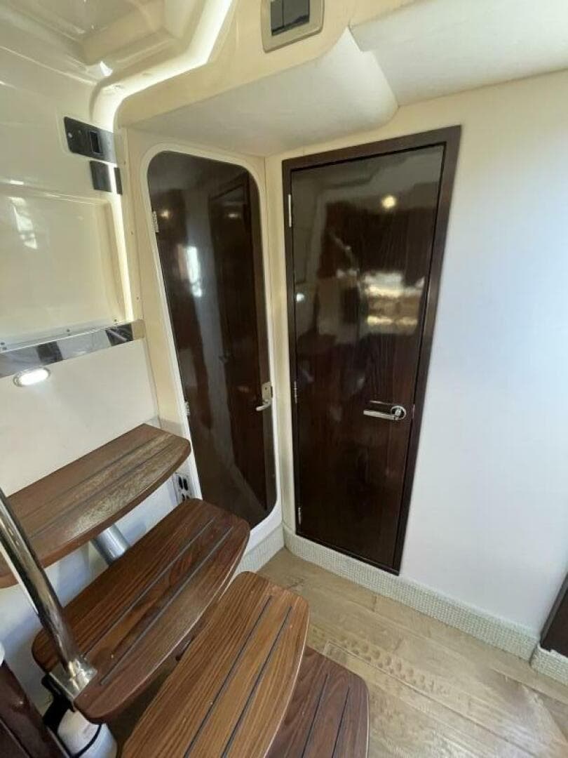 2019 Sundancer 350 Coupe