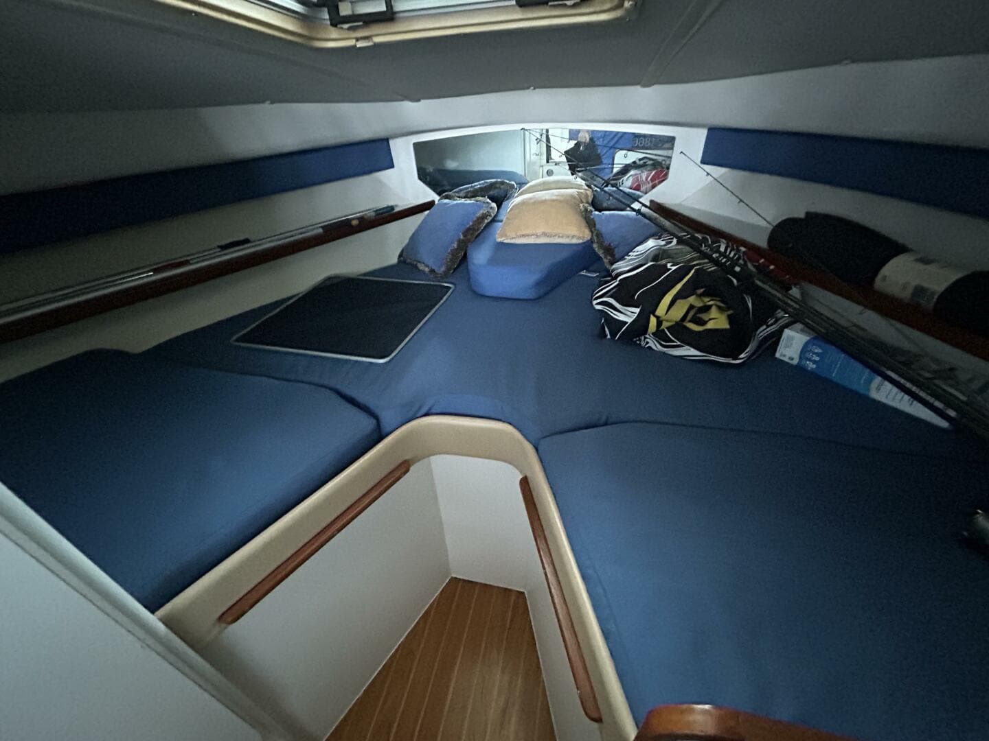 2003 Tiara Yachts 2900 Coronet Tide Over