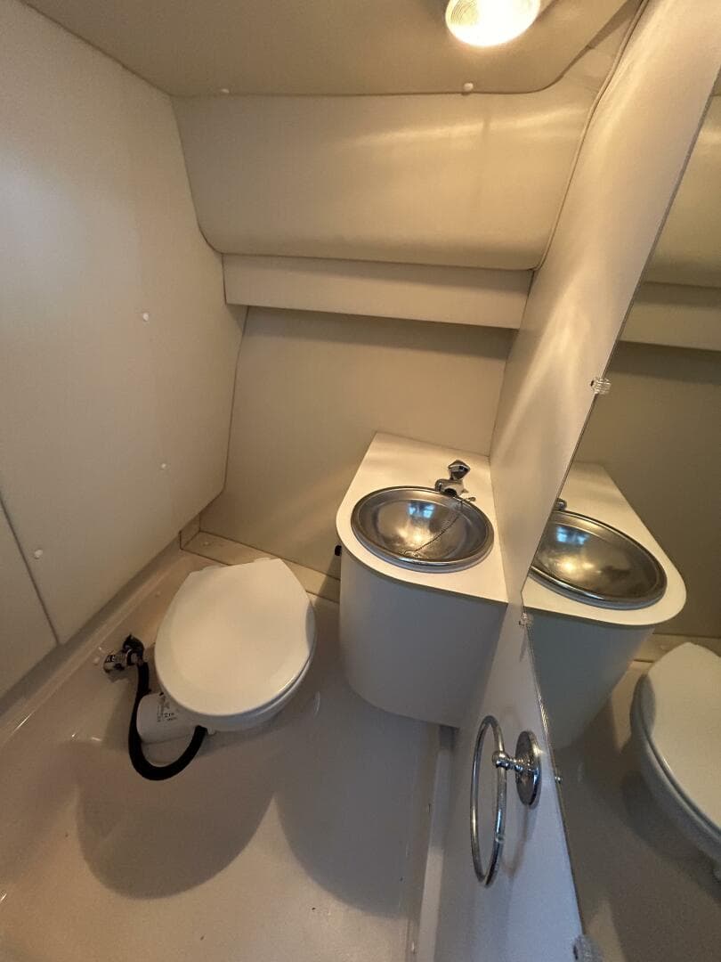 2003 Tiara Yachts 2900 Coronet Tide Over