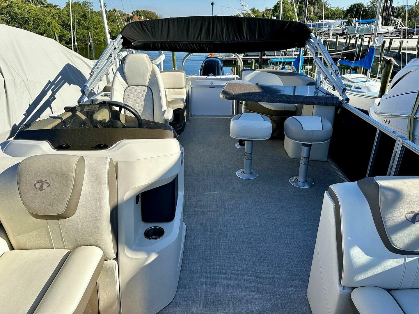 2022 Tahoe LTZ 2285 ENT Tritoon