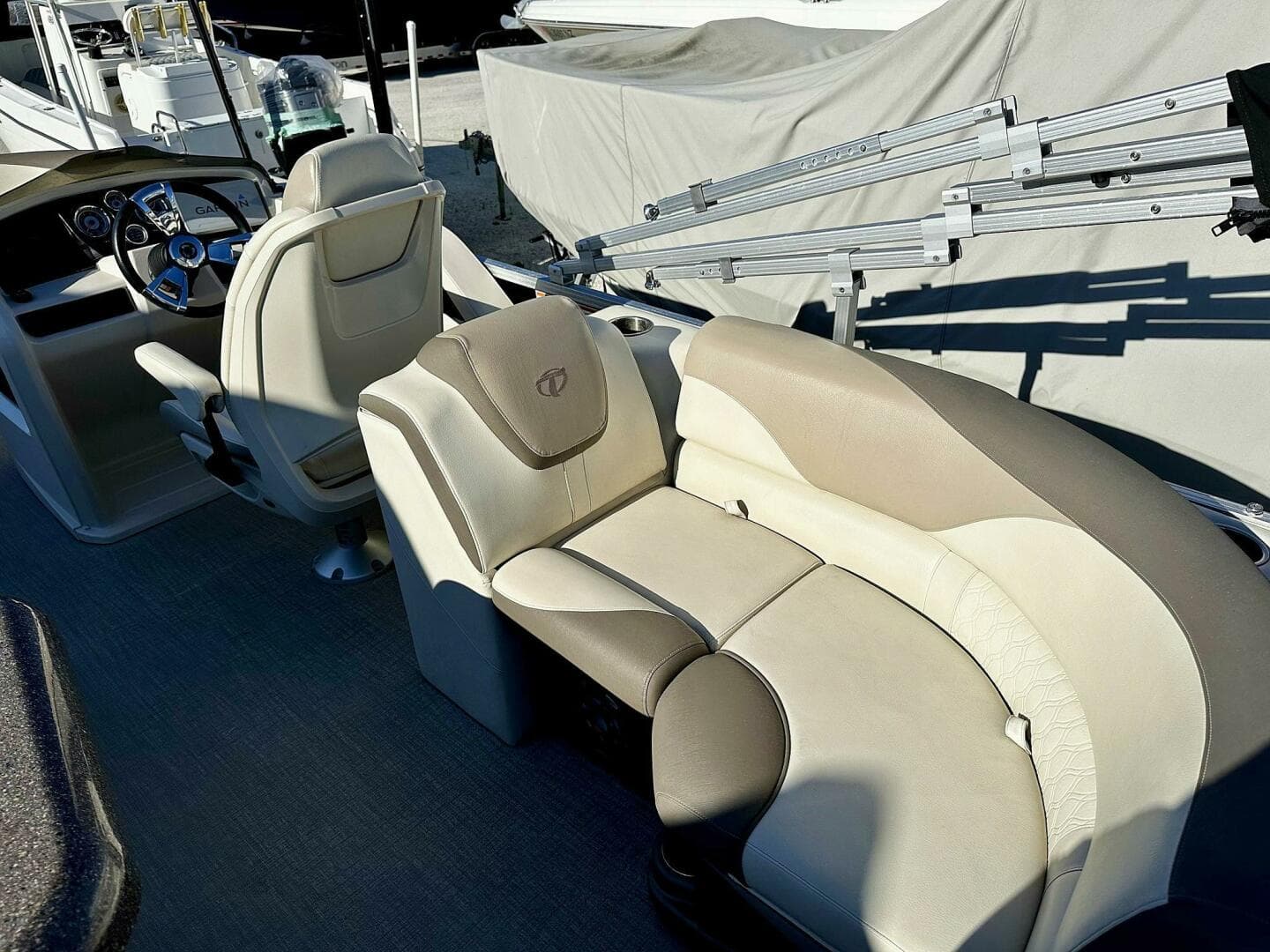 2022 Tahoe LTZ 2285 ENT Tritoon