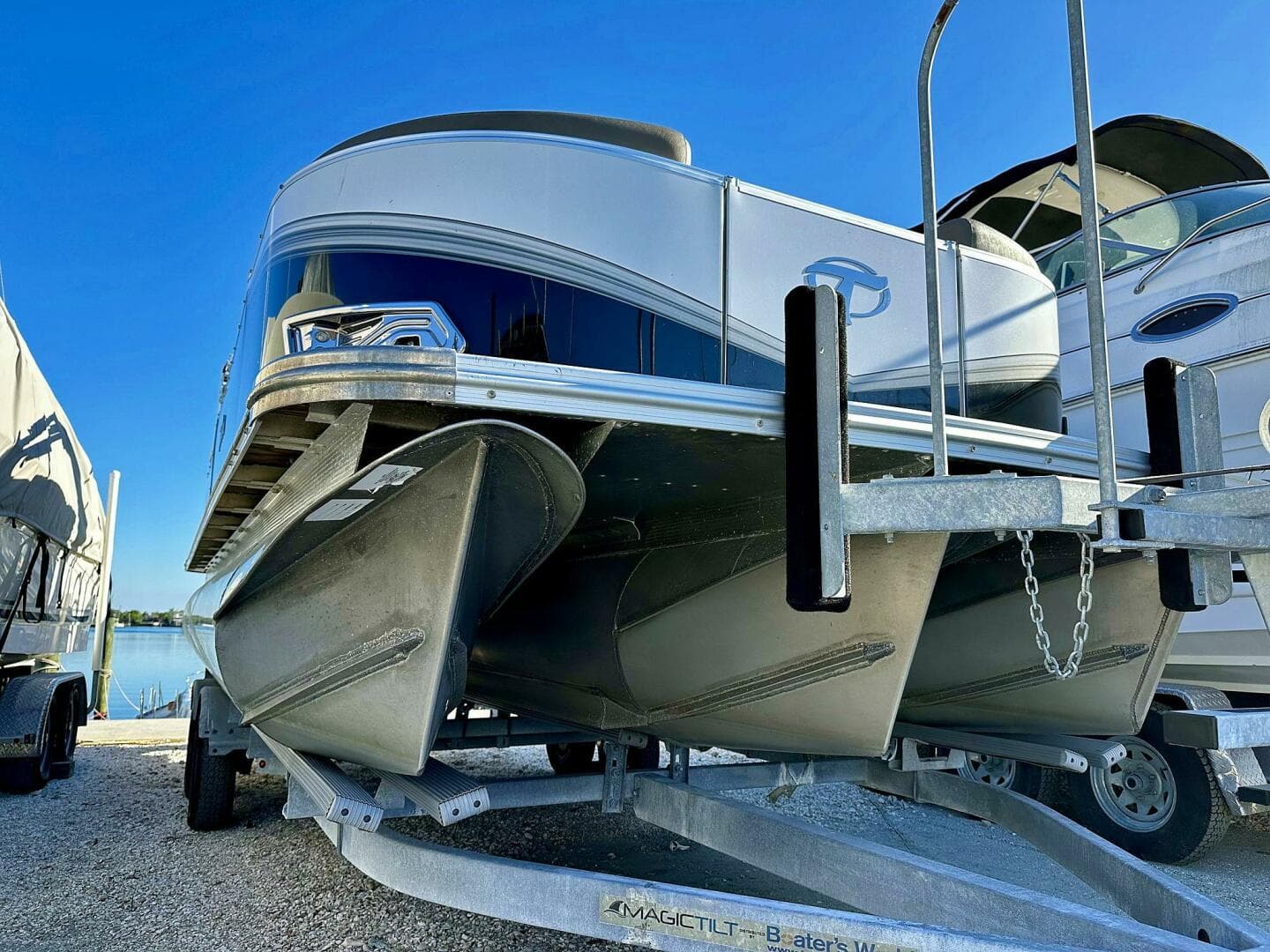 2022 Tahoe LTZ 2285 ENT Tritoon