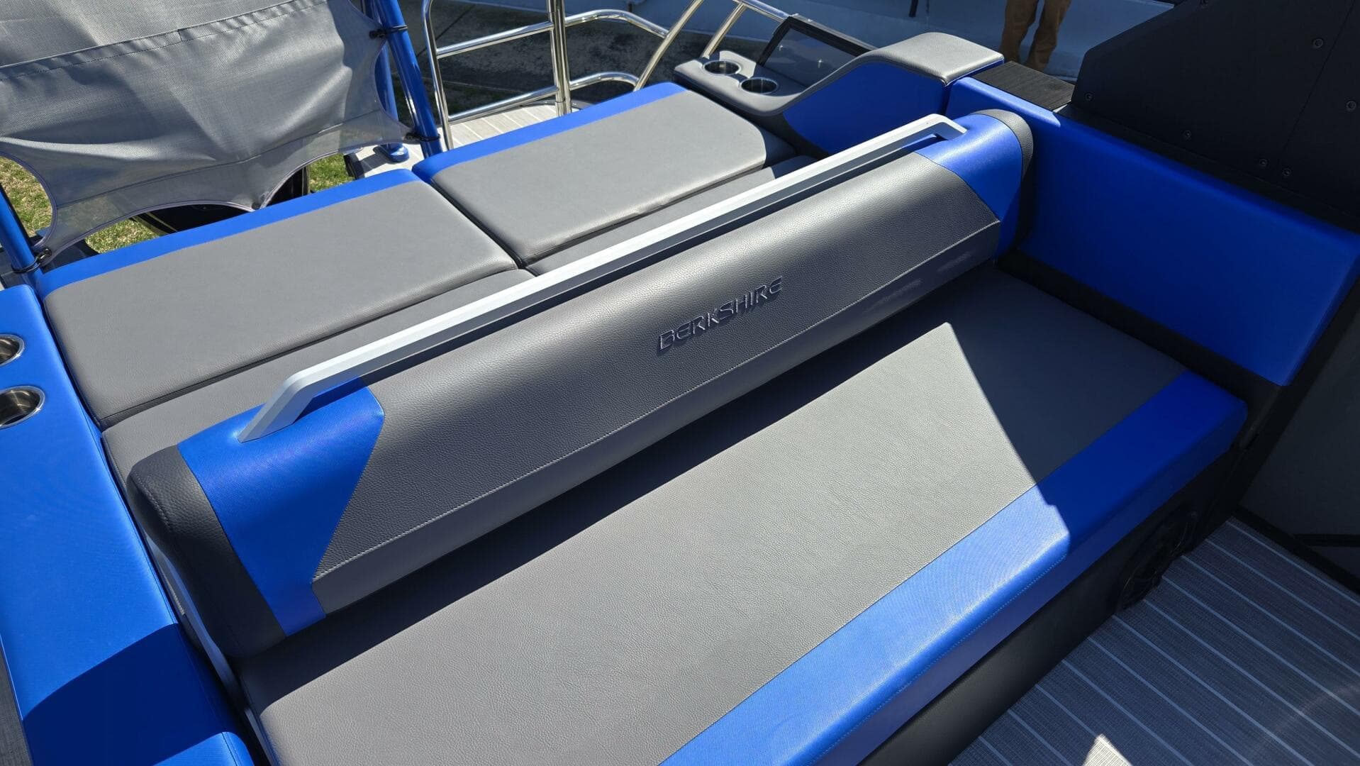 2023 Berkshire 25UL STS 3.0+