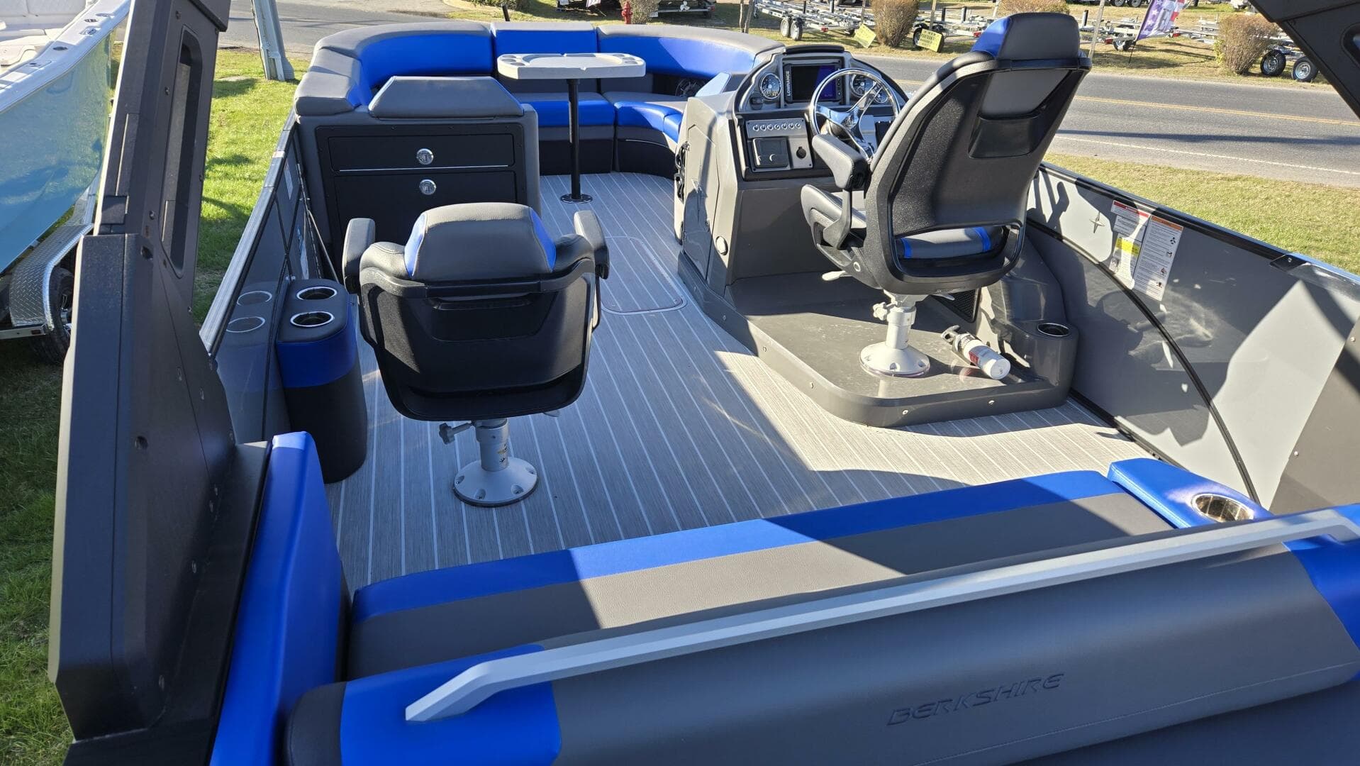 2023 Berkshire 25UL STS 3.0+