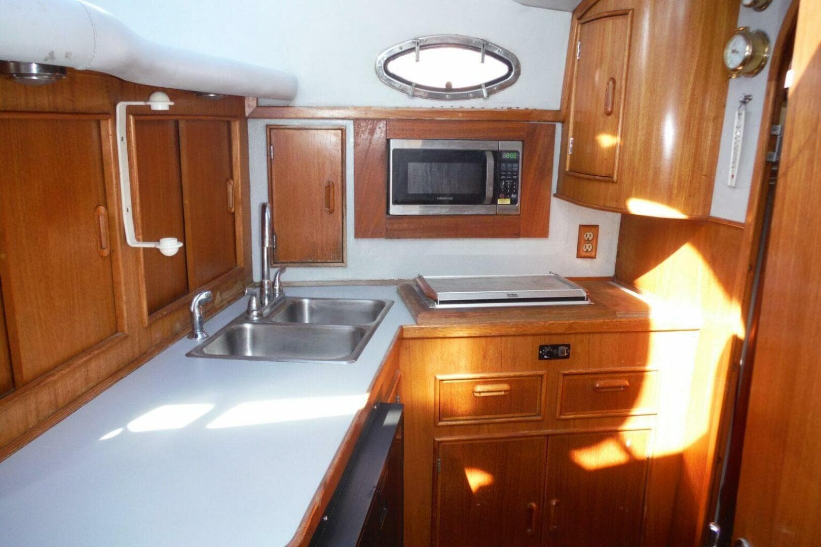 1990 Mediterranean 38 Sport Fish