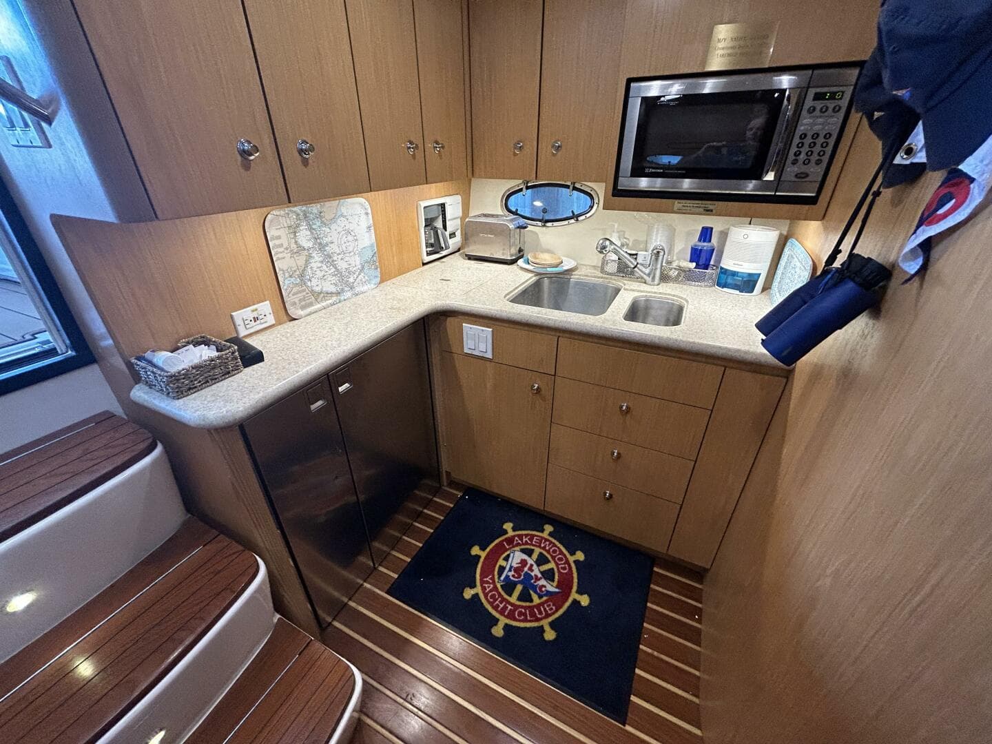 2002 Tiara 3800 Open Native Dancer