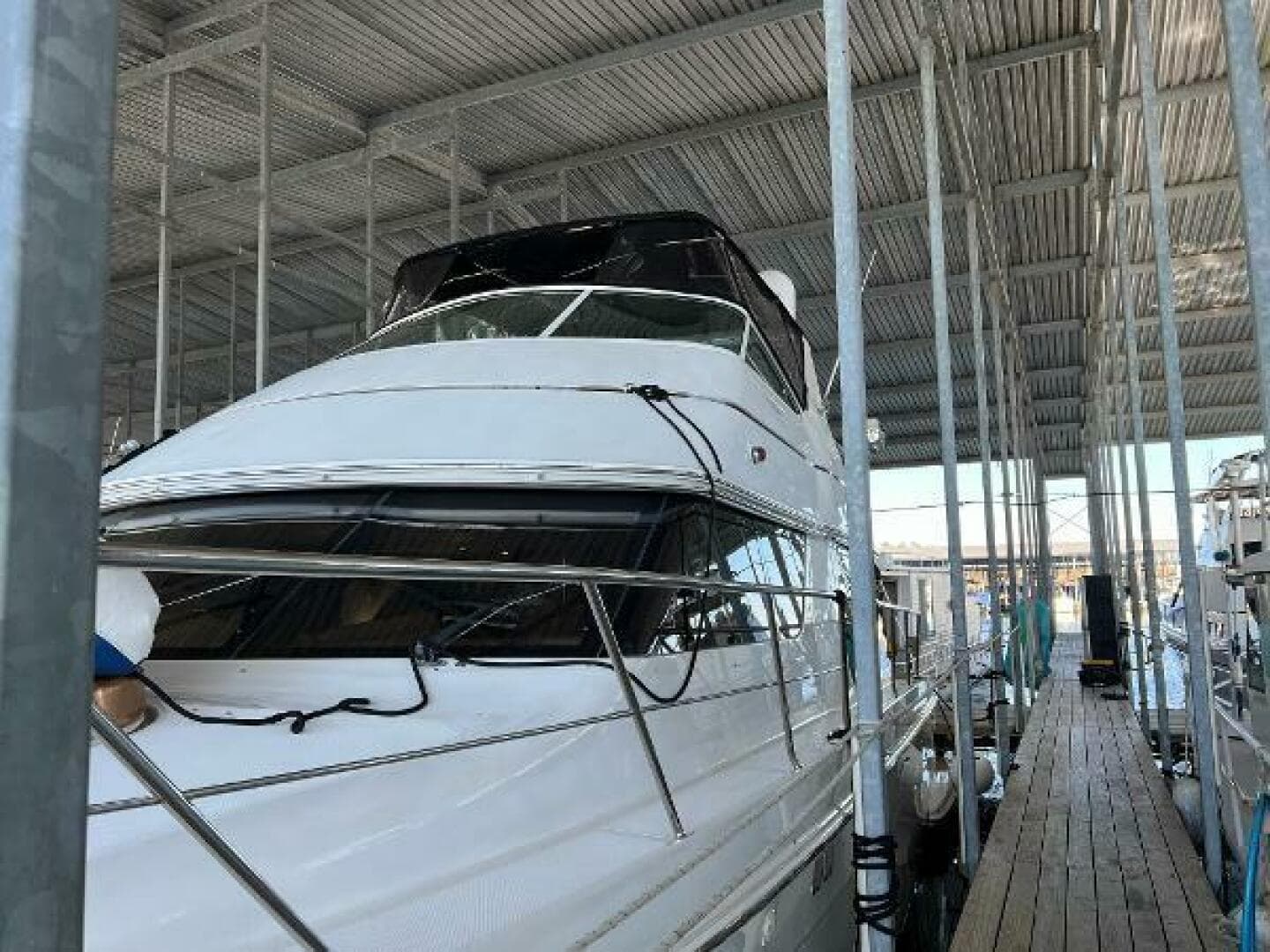 2001 Carver 450 Voyager Pilothouse