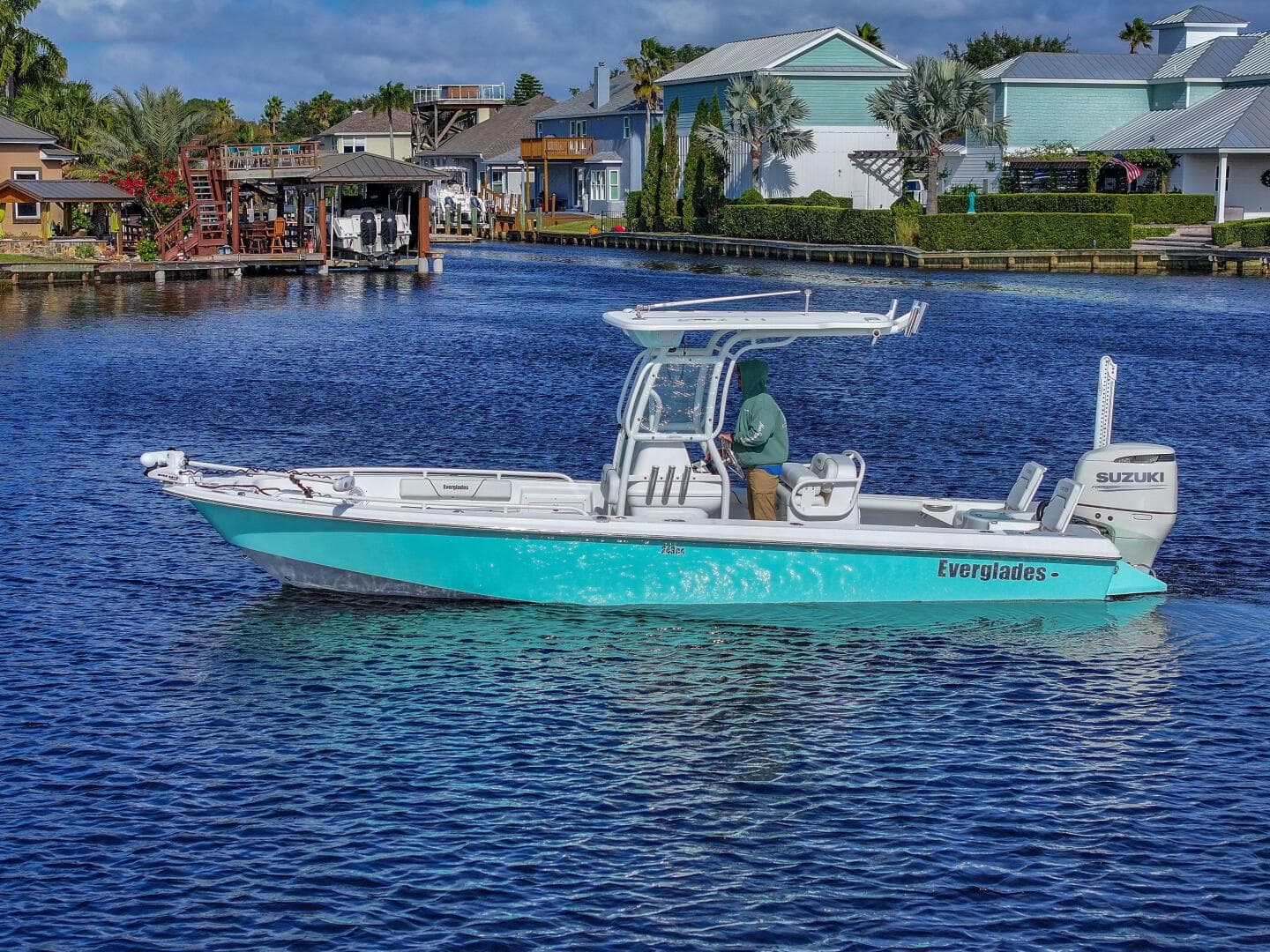 2024 Everglades 243CC