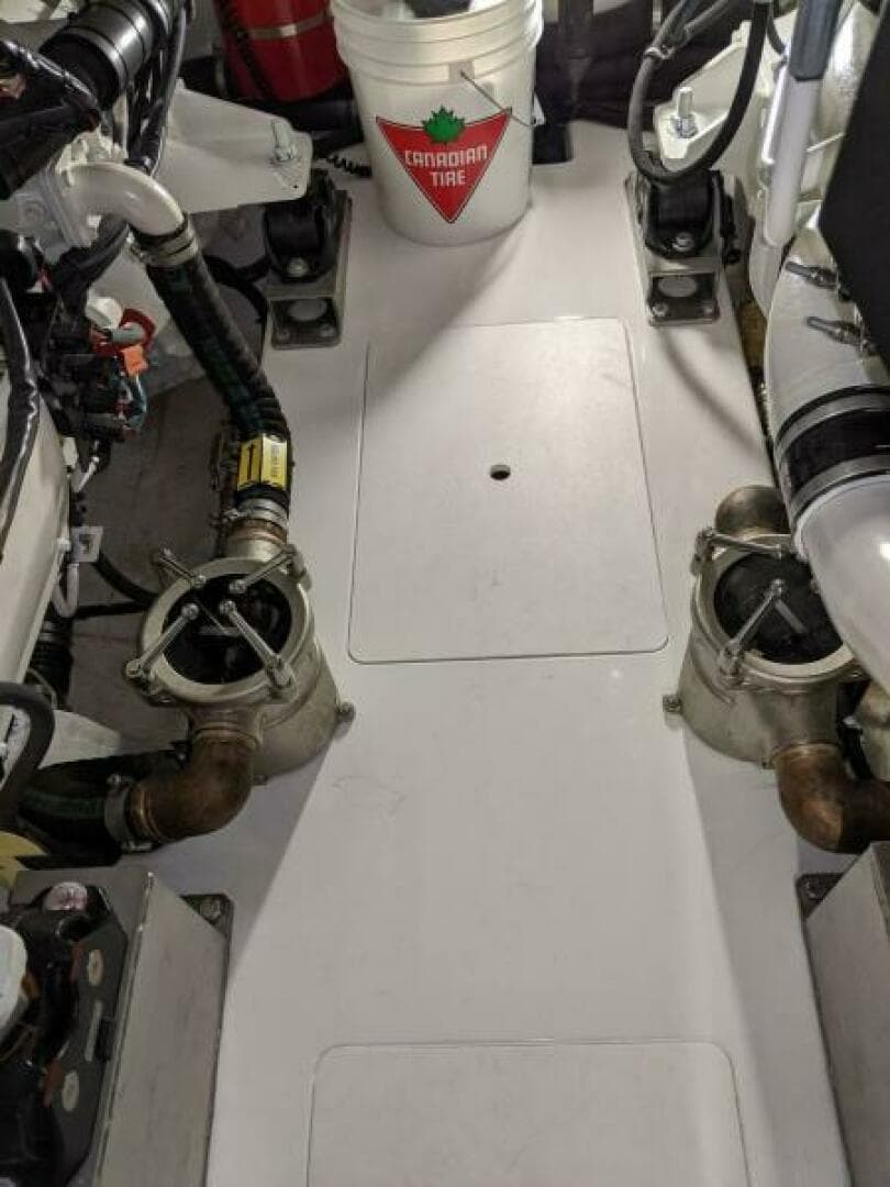 2018 Azimut Flybridge