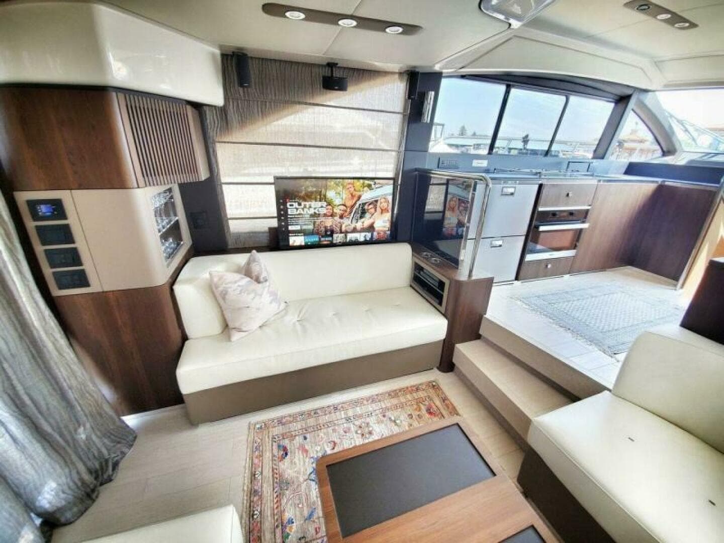 2018 Azimut Flybridge