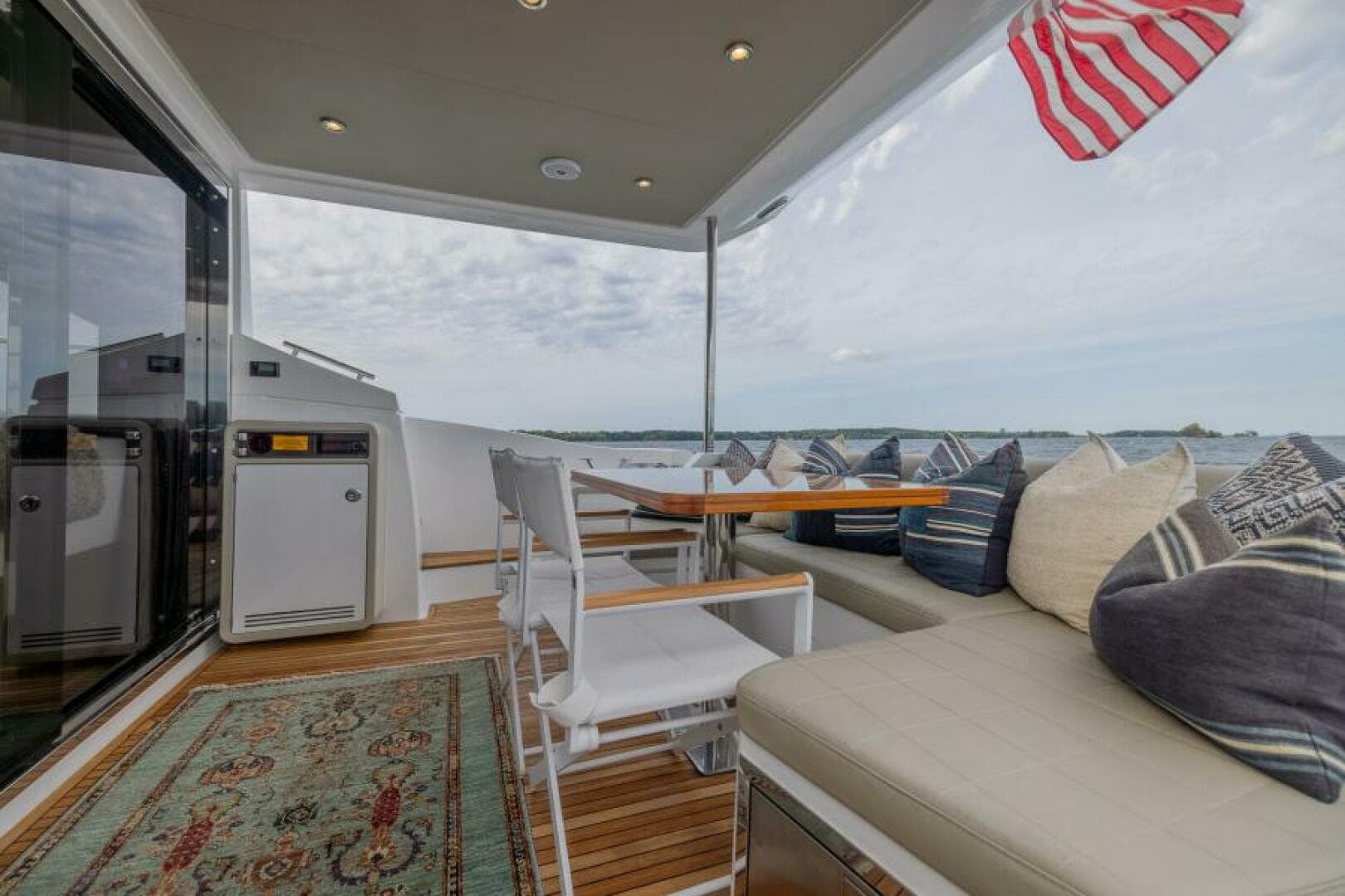 2018 Azimut Flybridge