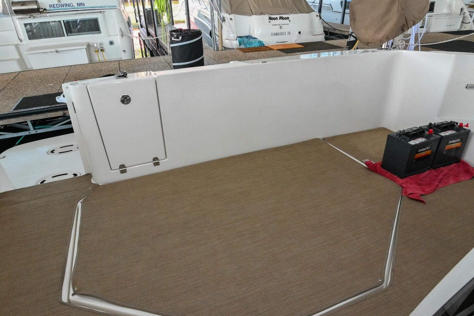 2002 Cruisers Yachts 5000 Sedan Sport