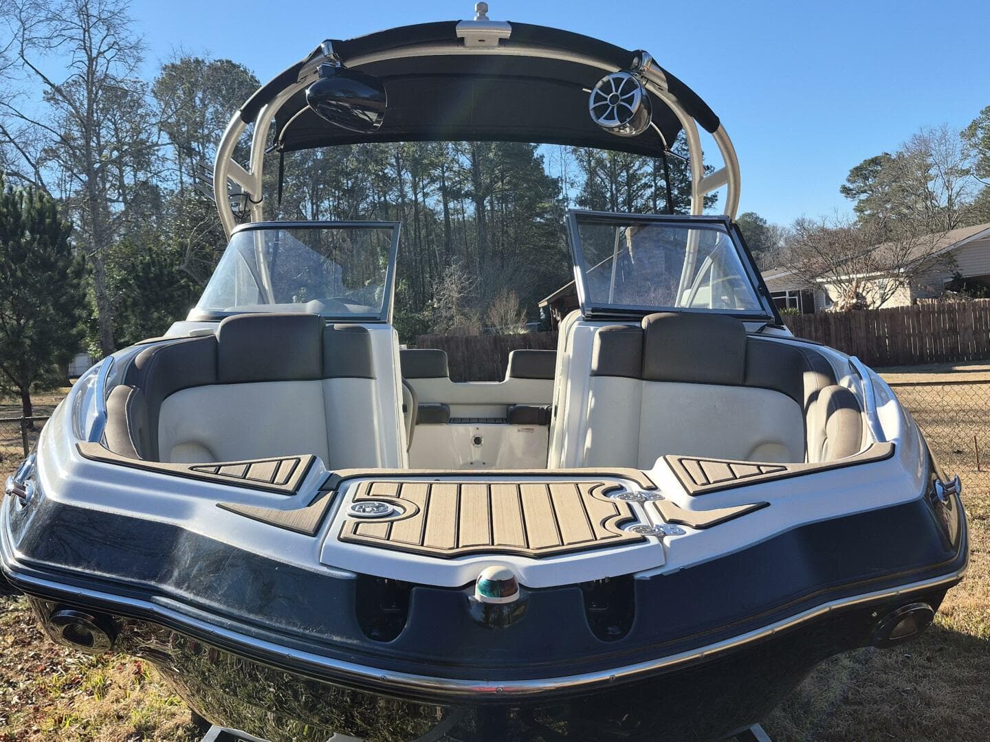 2011 Yamaha Boats 242 Limited S