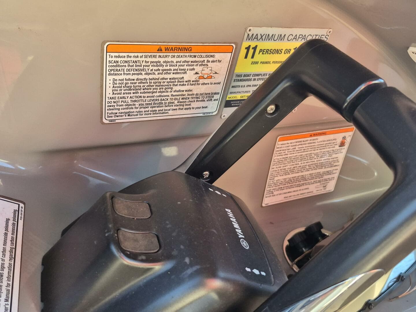 2011 Yamaha Boats 242 Limited S