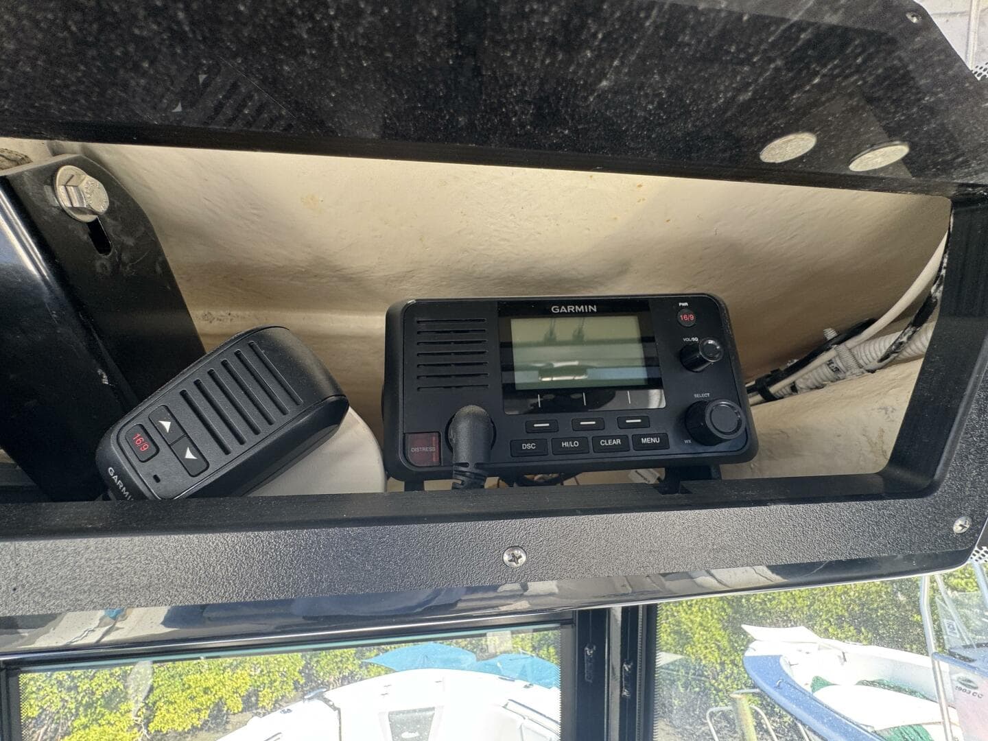 2023 Robalo R270 Center Console