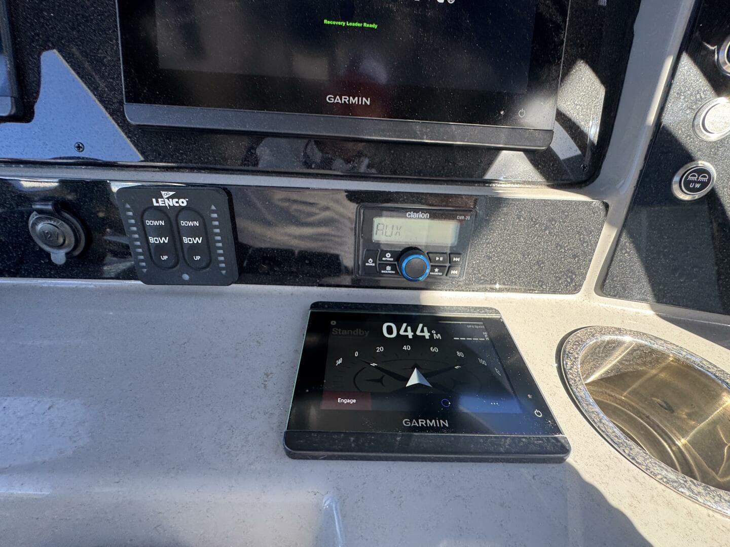 2023 Robalo R270 Center Console