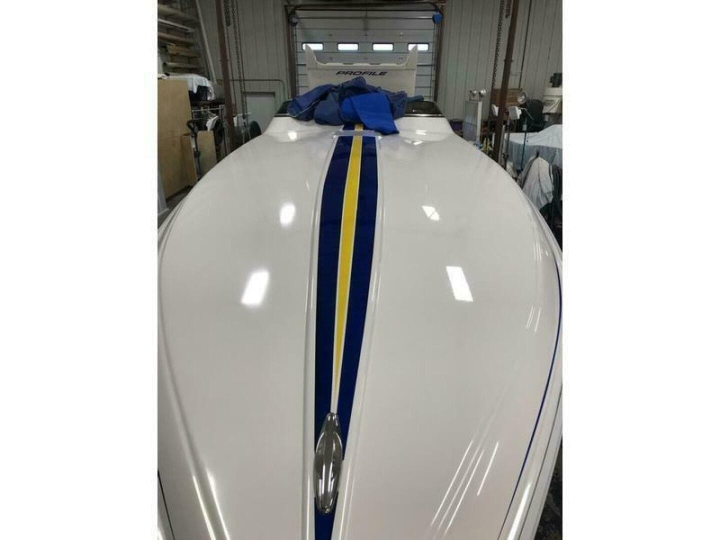 2002 Profile 33 V