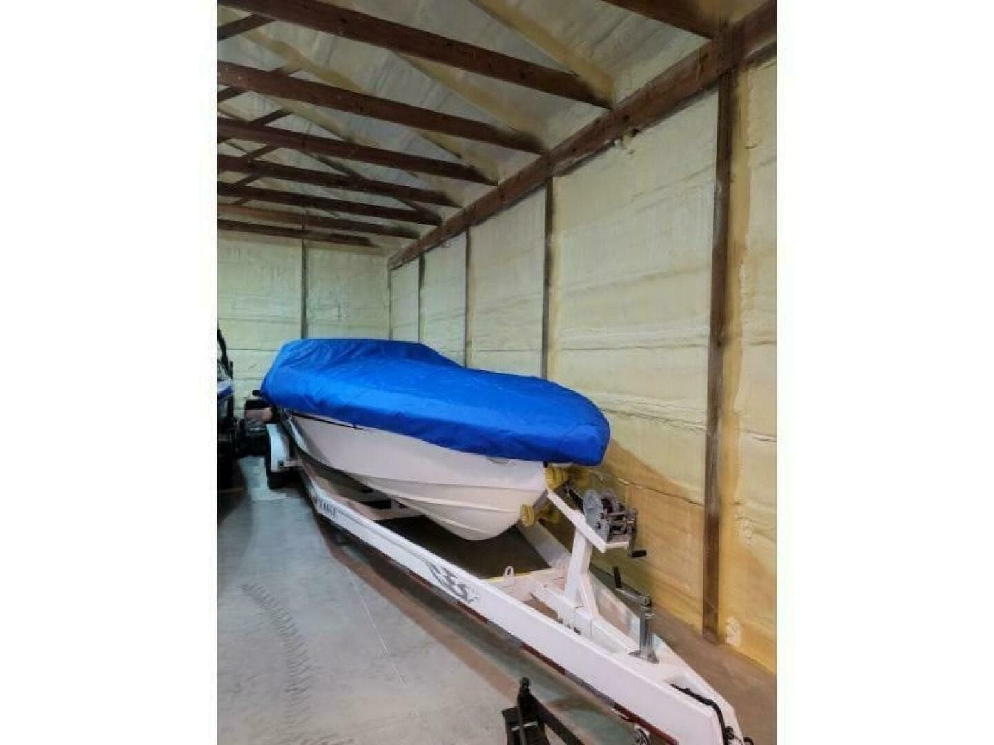 2002 Profile 33 V