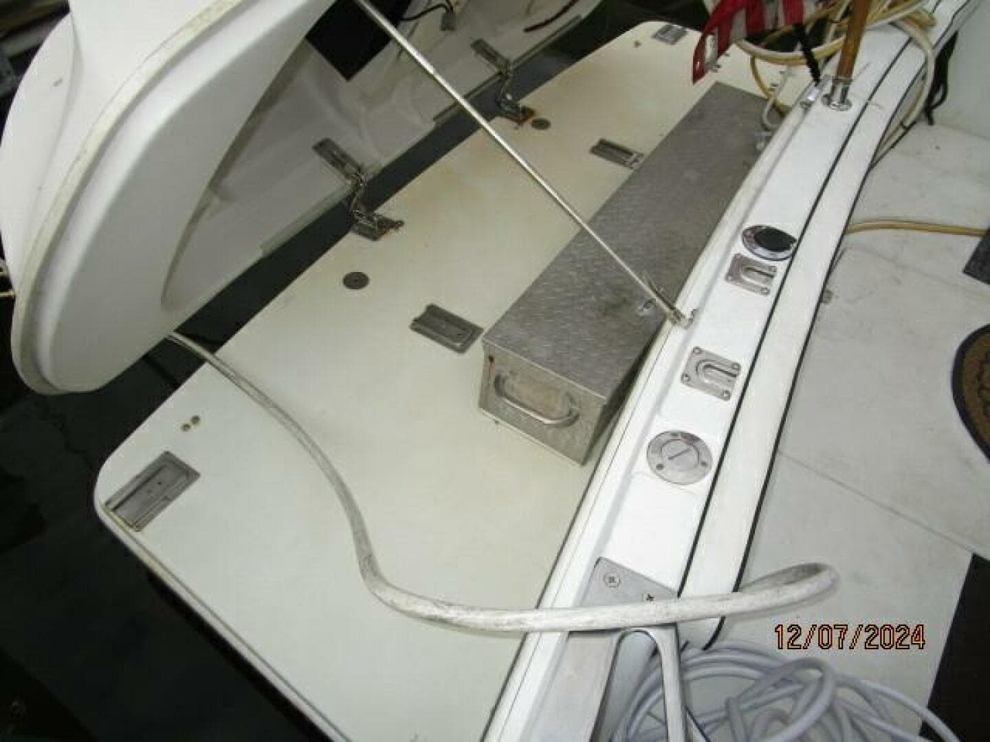 40' Carver swimplatform