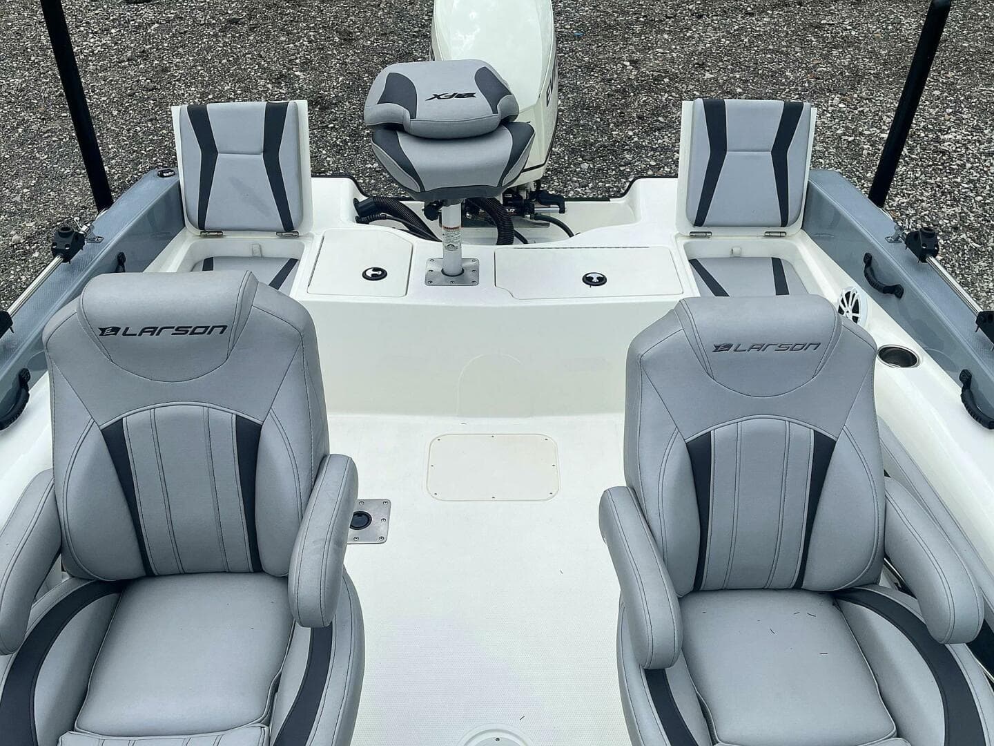 2018 Larson FX 1850 DC