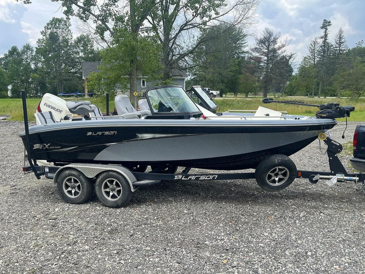 2018 Larson FX 1850 DC