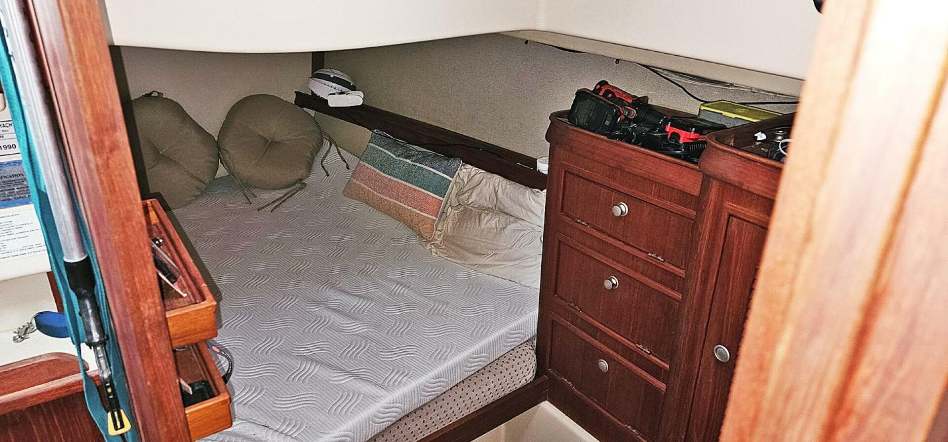 2000 Island Packet 350