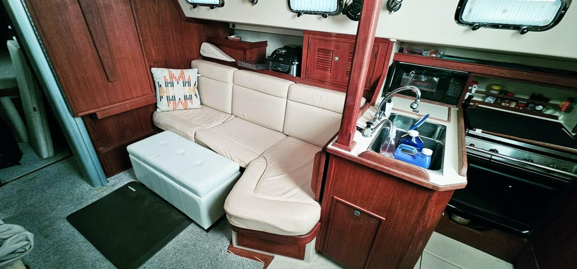 2000 Island Packet 350