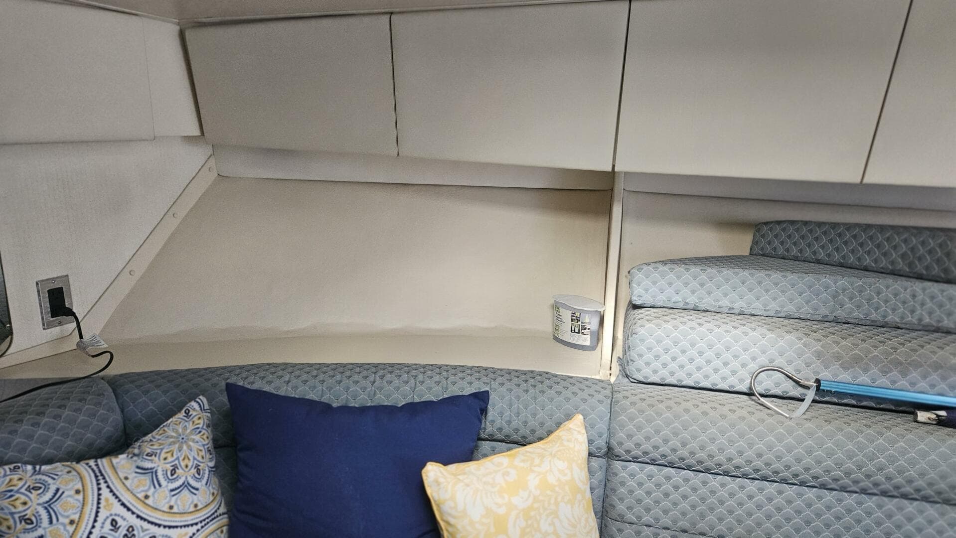 1990 Trojan 11M Express