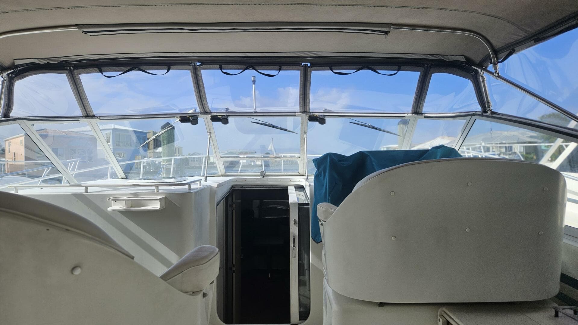 1990 Trojan 11M Express