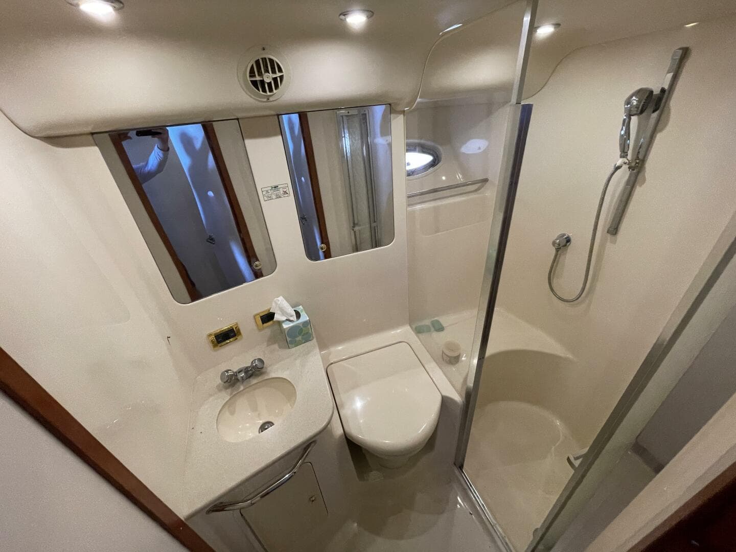 1998 Sea Ray 480 Sedan Bridge