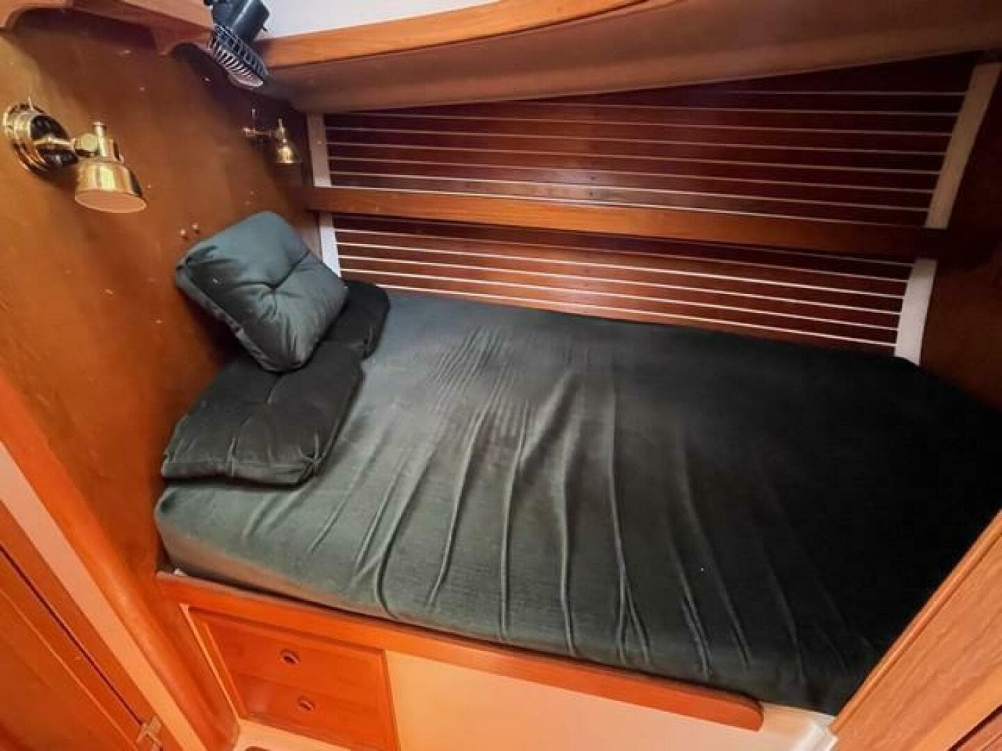 1986 Hinterhoeller Nonsuch 30 Ultra