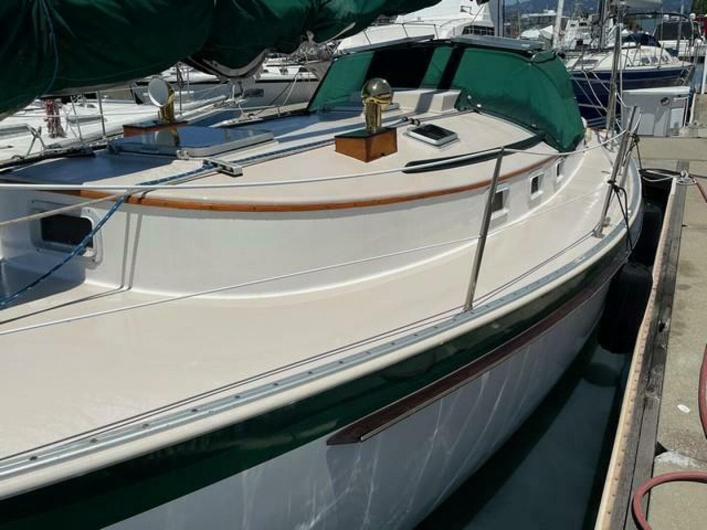 1986 Hinterhoeller Nonsuch 30 Ultra