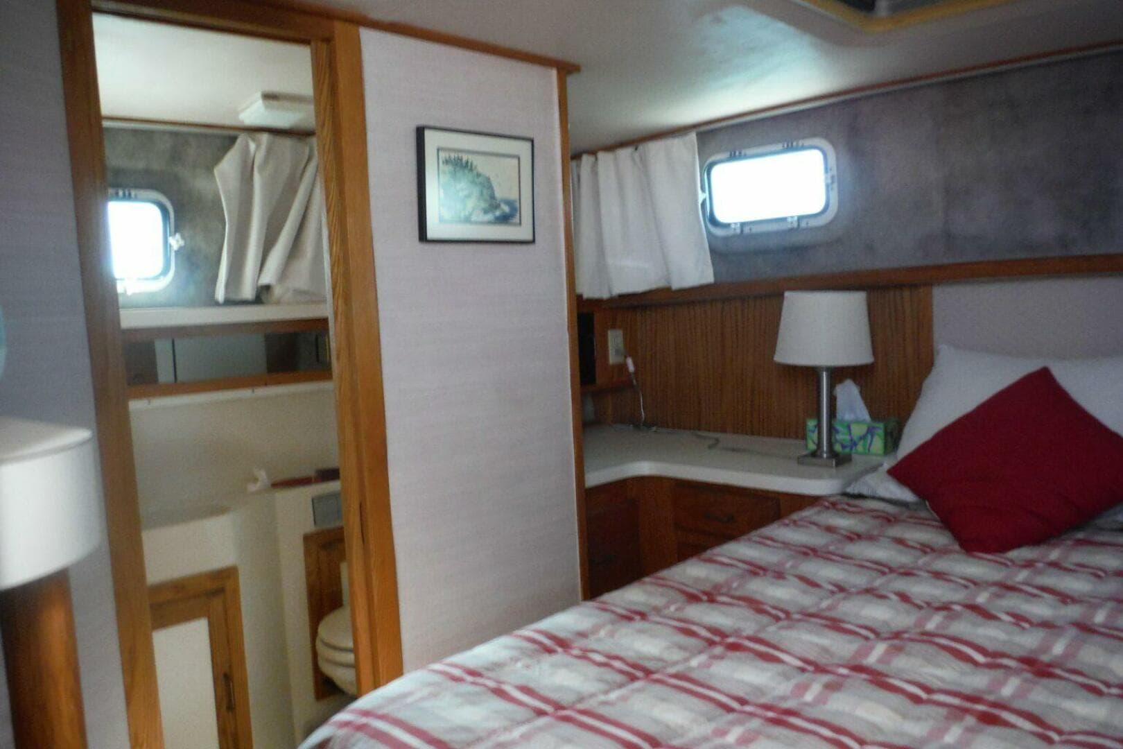 1987 Mainship Sundeck 36