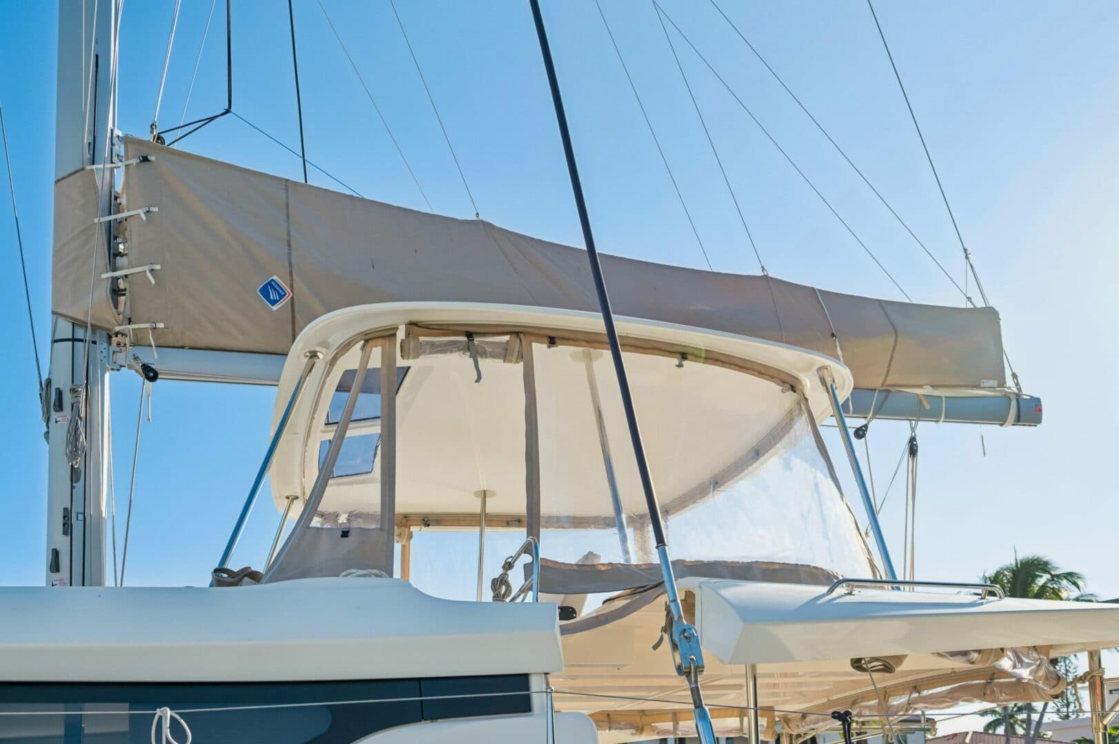 2022-lagoon-46-sail-9622944-20250220133235449-1_XLARGE.jpg