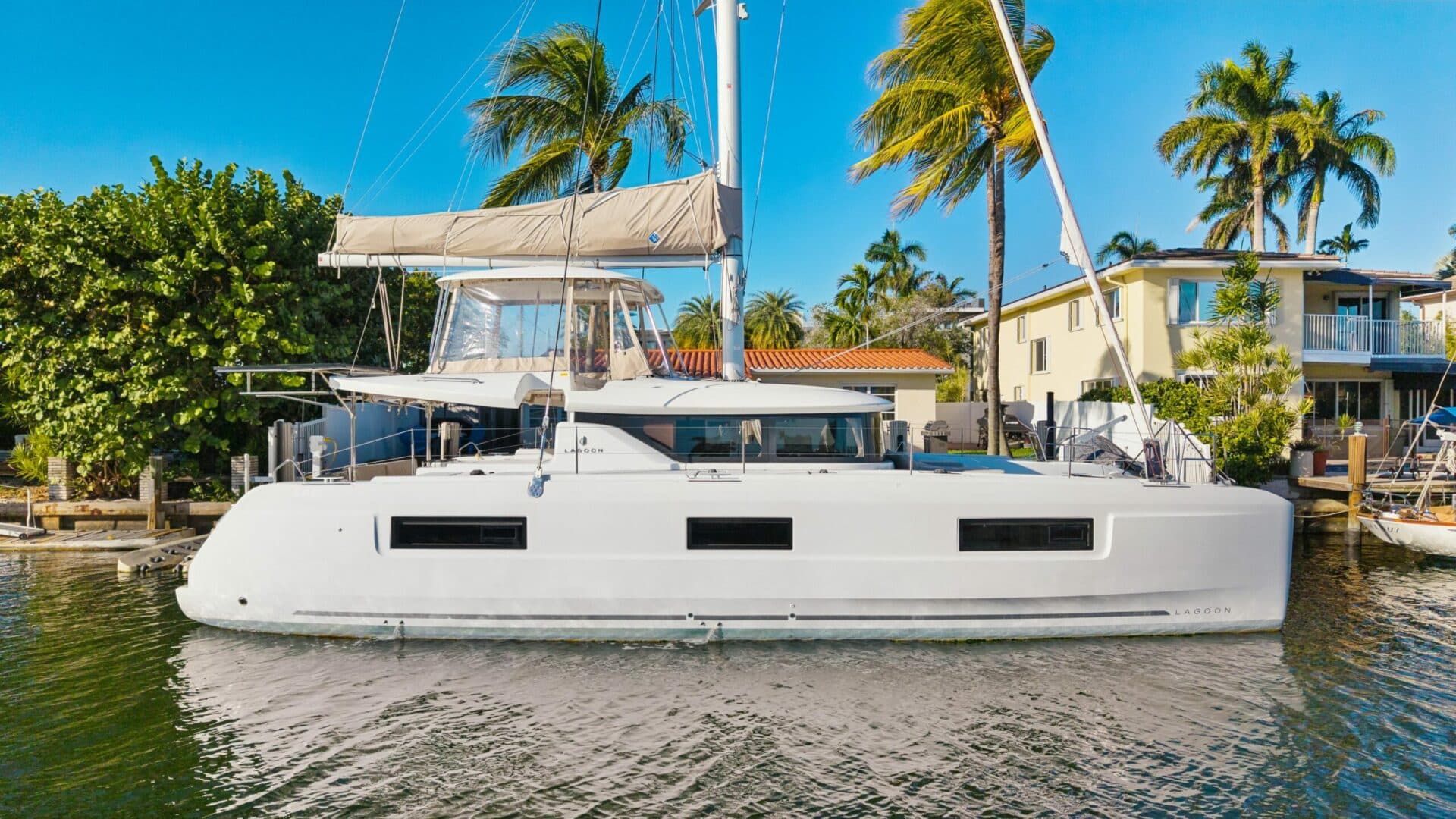 2022-lagoon-46-sail-9622944-20250220133139544-1_XLARGE.jpg
