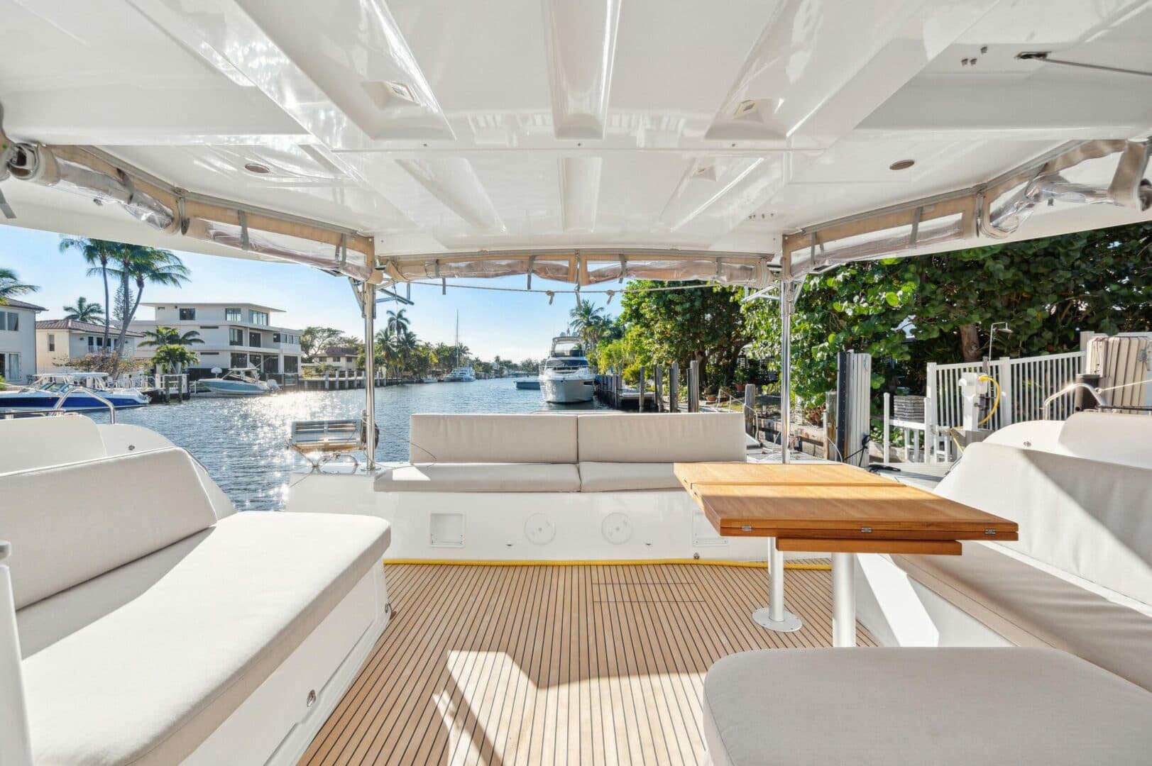 2022-lagoon-46-sail-9622944-20250220133324608-1_XLARGE.jpg