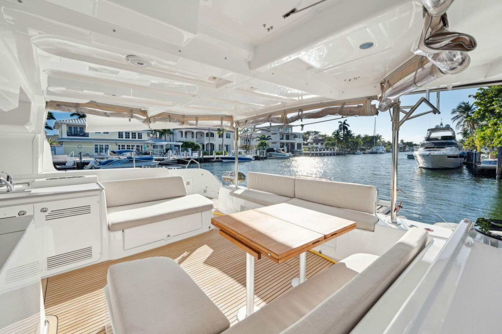 2022-lagoon-46-sail-9622944-20250220133454199-1_XLARGE.jpg